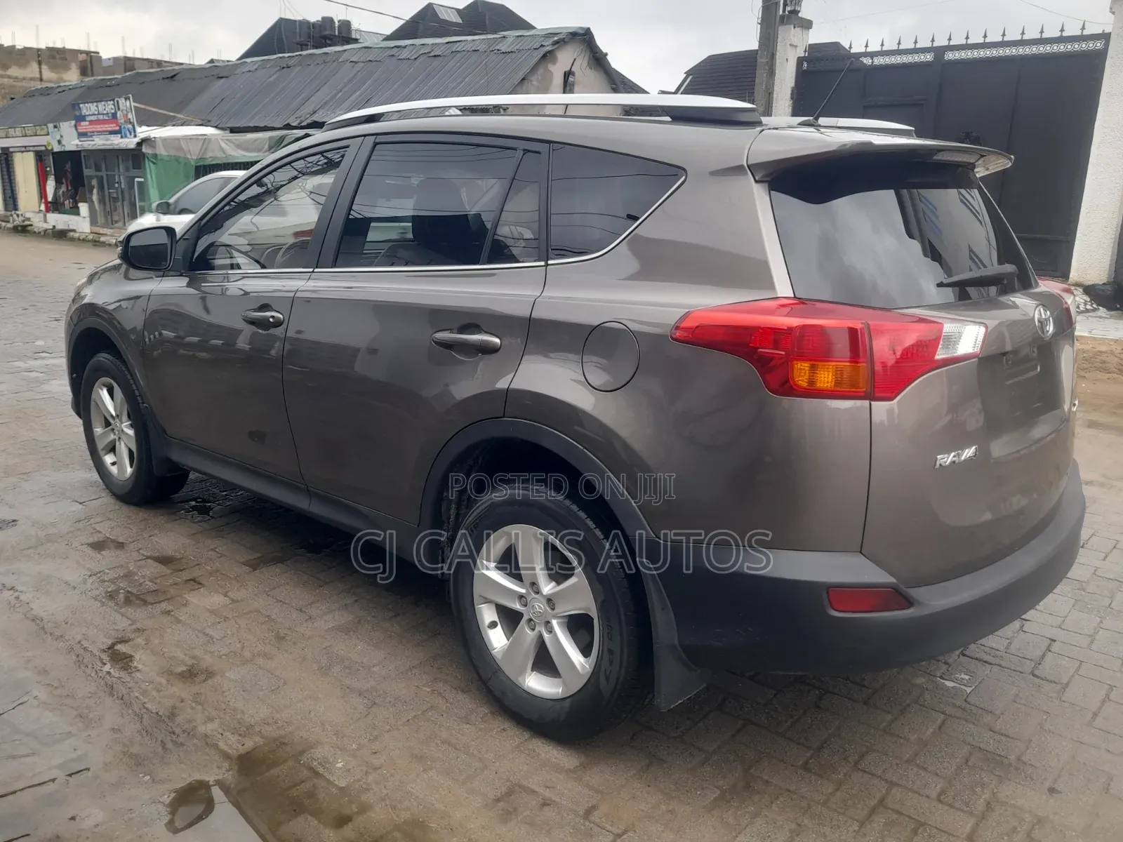 Toyota RAV4 2014 Brown