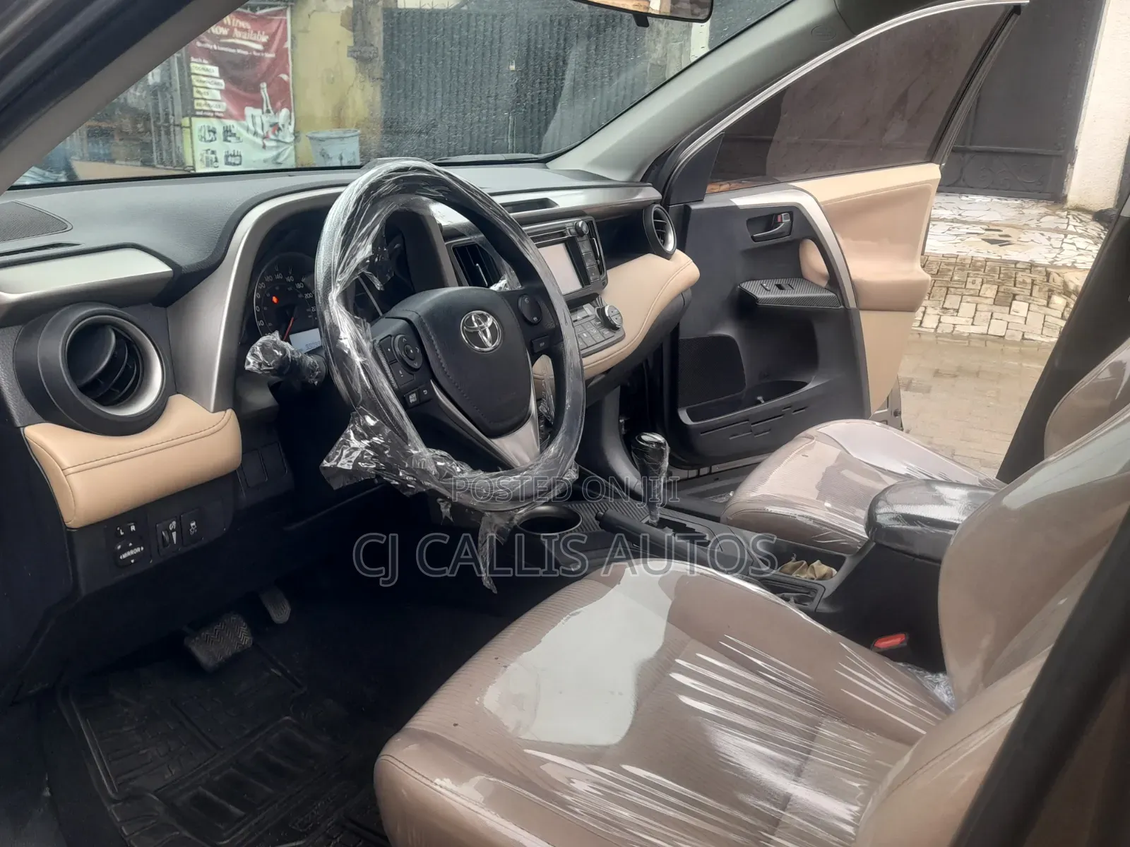 Toyota RAV4 2014 Brown