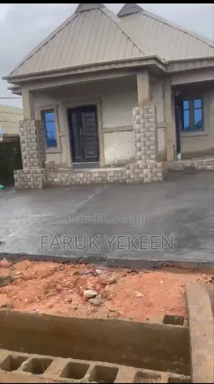 Mini Flat in Egan for rent