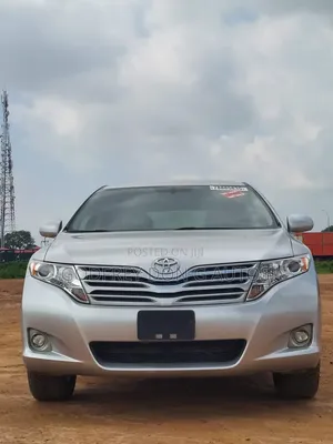 Toyota Venza 2011 Silver