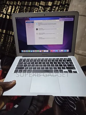 Laptop Apple MacBook Air 2017 8GB Intel Core i5 SSD 256GB