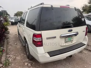 Ford Expedition King Ranch 2008 White