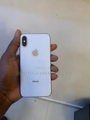 Apple iPhone X 64 GB White