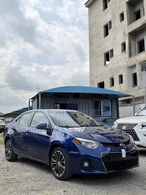 Toyota Corolla S 4dr Sedan (1.8L 4cyl CVT) 2014 Blue