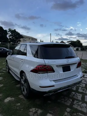Mercedes-Benz GLE-Class GLE 350d 4MATIC 2017 White