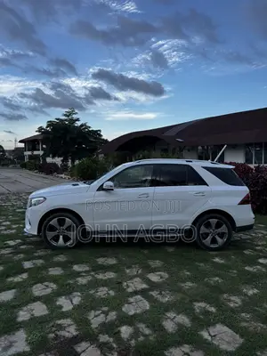 Mercedes-Benz GLE-Class GLE 350d 4MATIC 2017 White