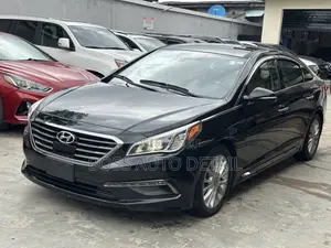 Hyundai Sonata Limited w/Brown Leather 4dr Sedan (2.4L 4cyl 6A) 2015