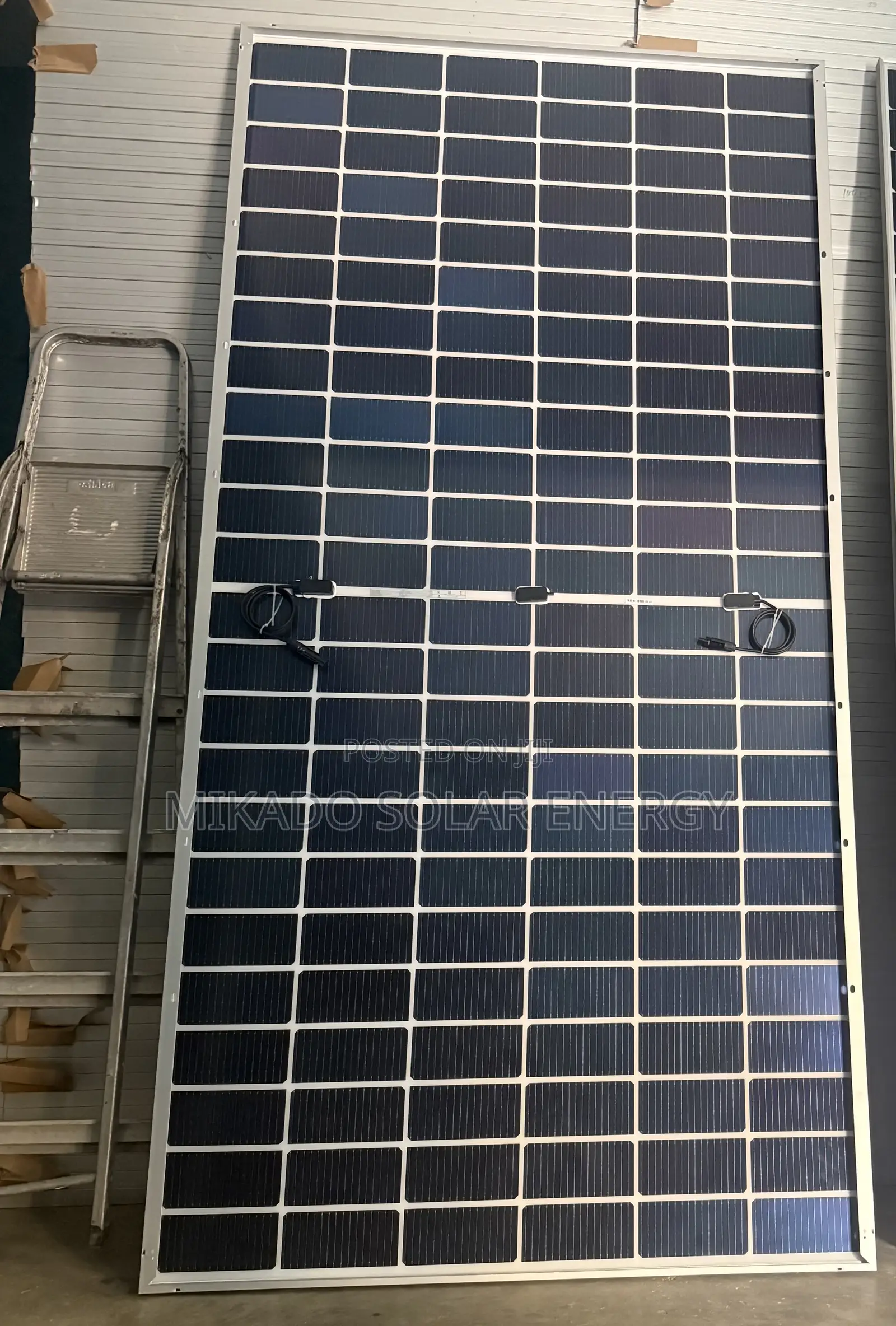 Jinko 650w Mono Solar Panel – High Efficiency Durable
