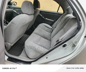 Toyota Corolla 2004 Silver