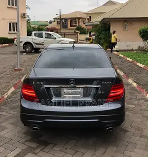 Mercedes-Benz C300 2014 Gray