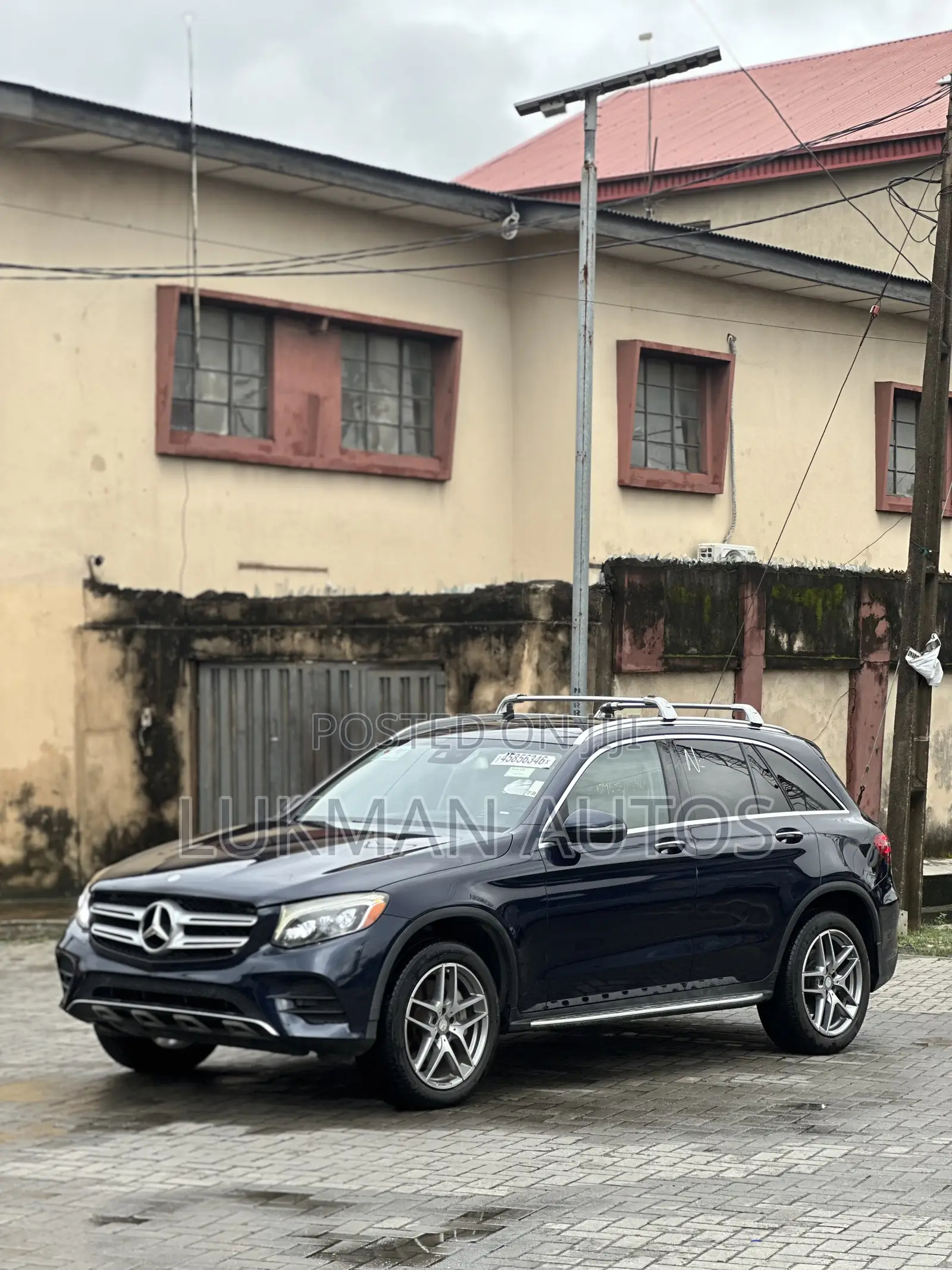 Mercedes-Benz GLC-Class 2016 Blue