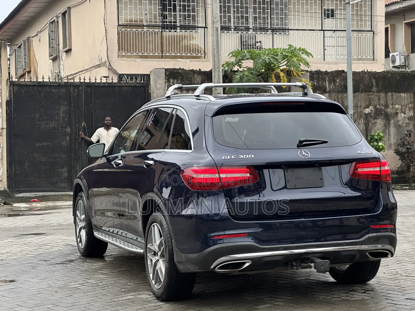 Mercedes-Benz GLC-Class 2016 Blue