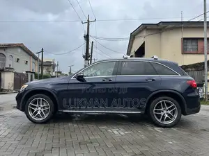 Mercedes-Benz GLC-Class 2016 Blue