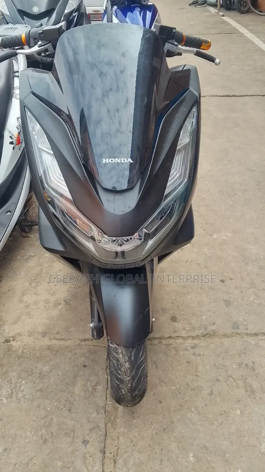 Honda 2022 Black