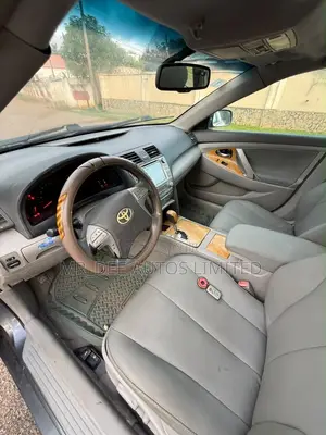 Toyota Camry XLE V6 4dr Sedan (3.5L 6cyl 6AM) 2007 Gray