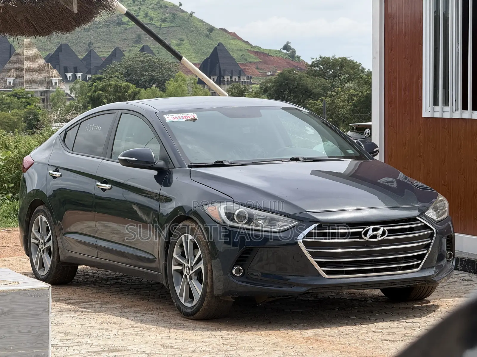 Hyundai Elantra 2016 Black