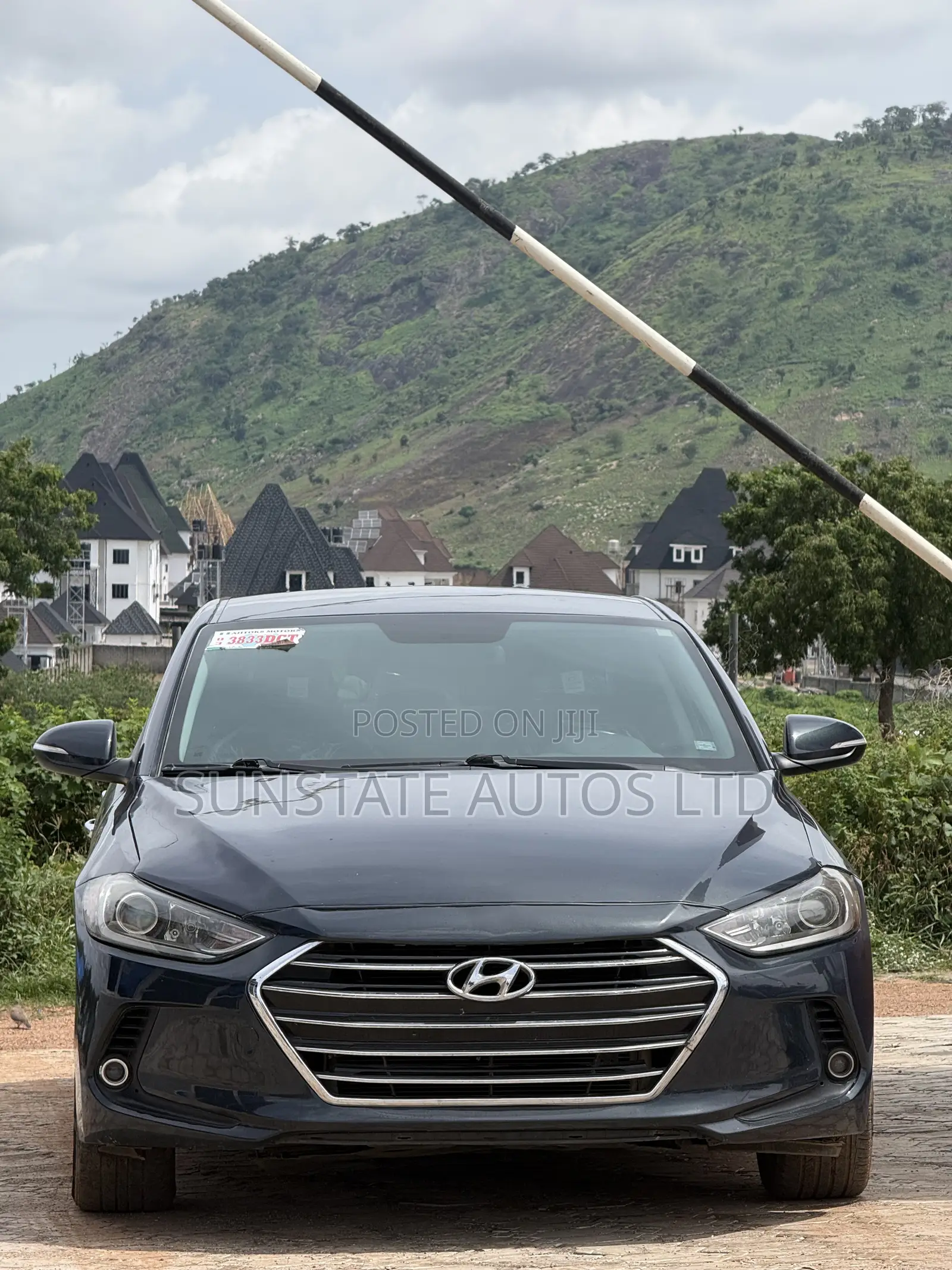Hyundai Elantra 2016 Black