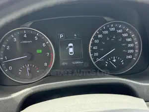 Hyundai Elantra 2016 Black