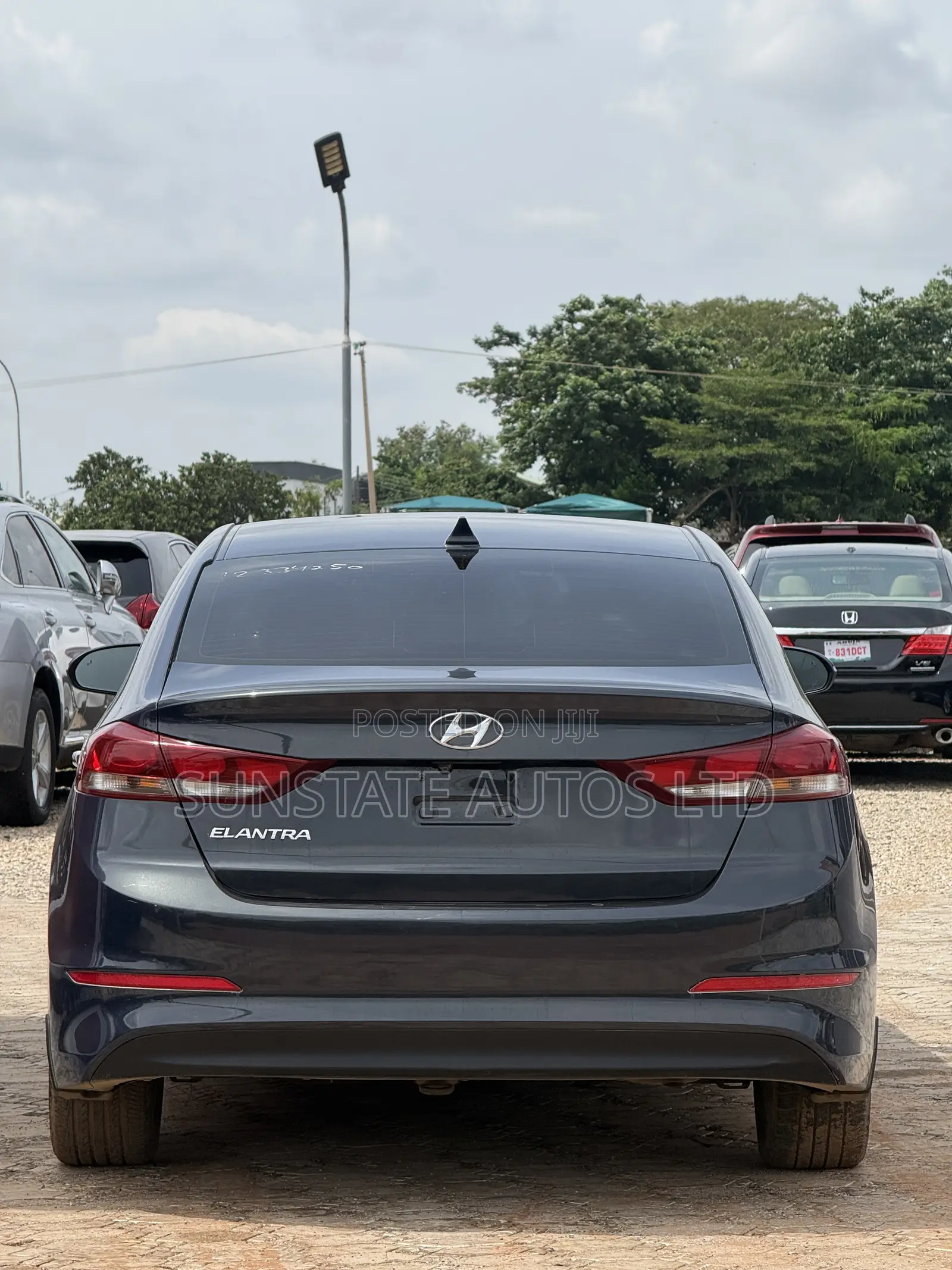 Hyundai Elantra 2016 Black
