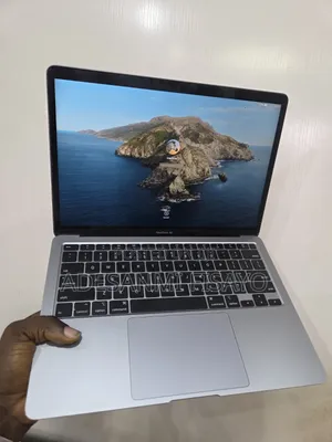 Laptop Apple MacBook Pro 8GB Intel Core i5 SSD 256GB