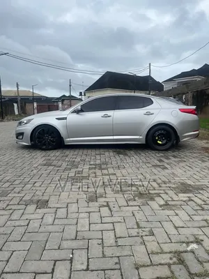 Kia Optima EX Turbo Sedan (2.0L 6cyl 6A) 2012 Silver