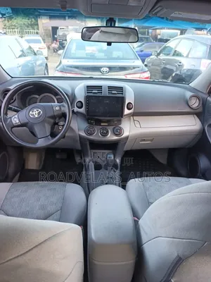 Toyota RAV4 2012 Silver
