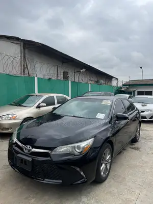 Toyota Camry SE 4dr Sedan (2.5L 4cyl 6A) 2016 Black