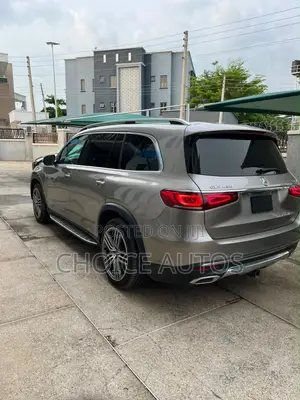 Mercedes-Benz GLS-Class GLS 400d 2022