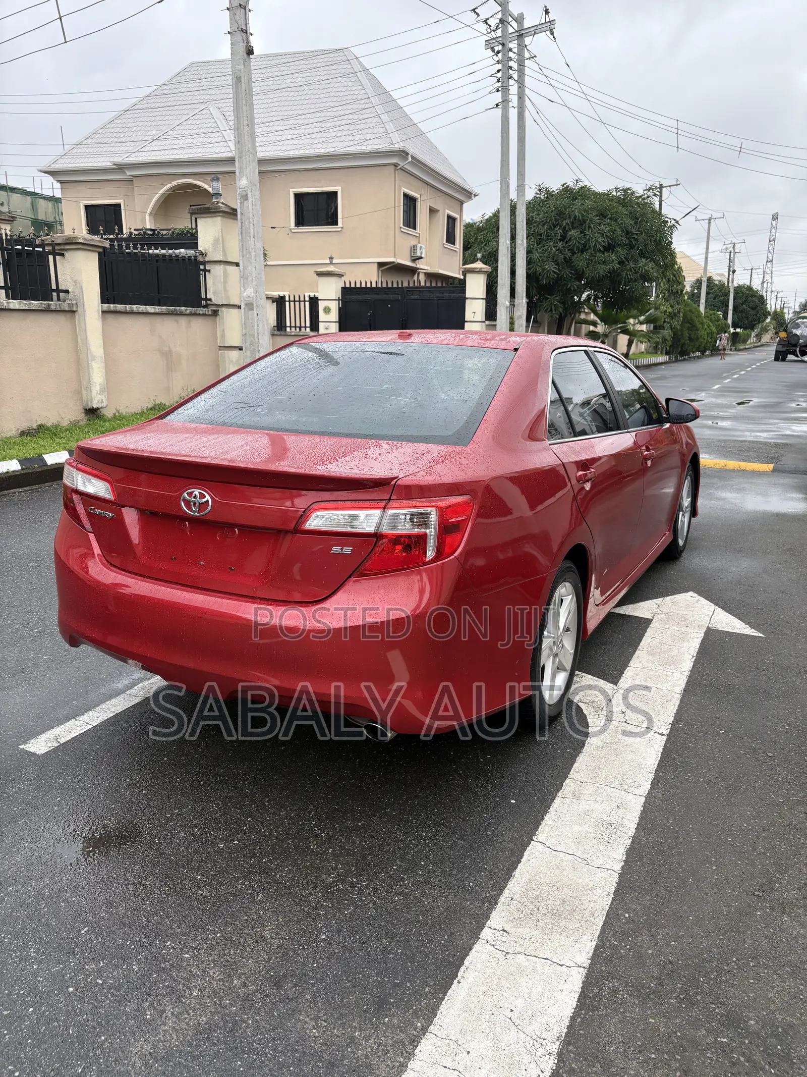 Toyota Camry 2012 Red