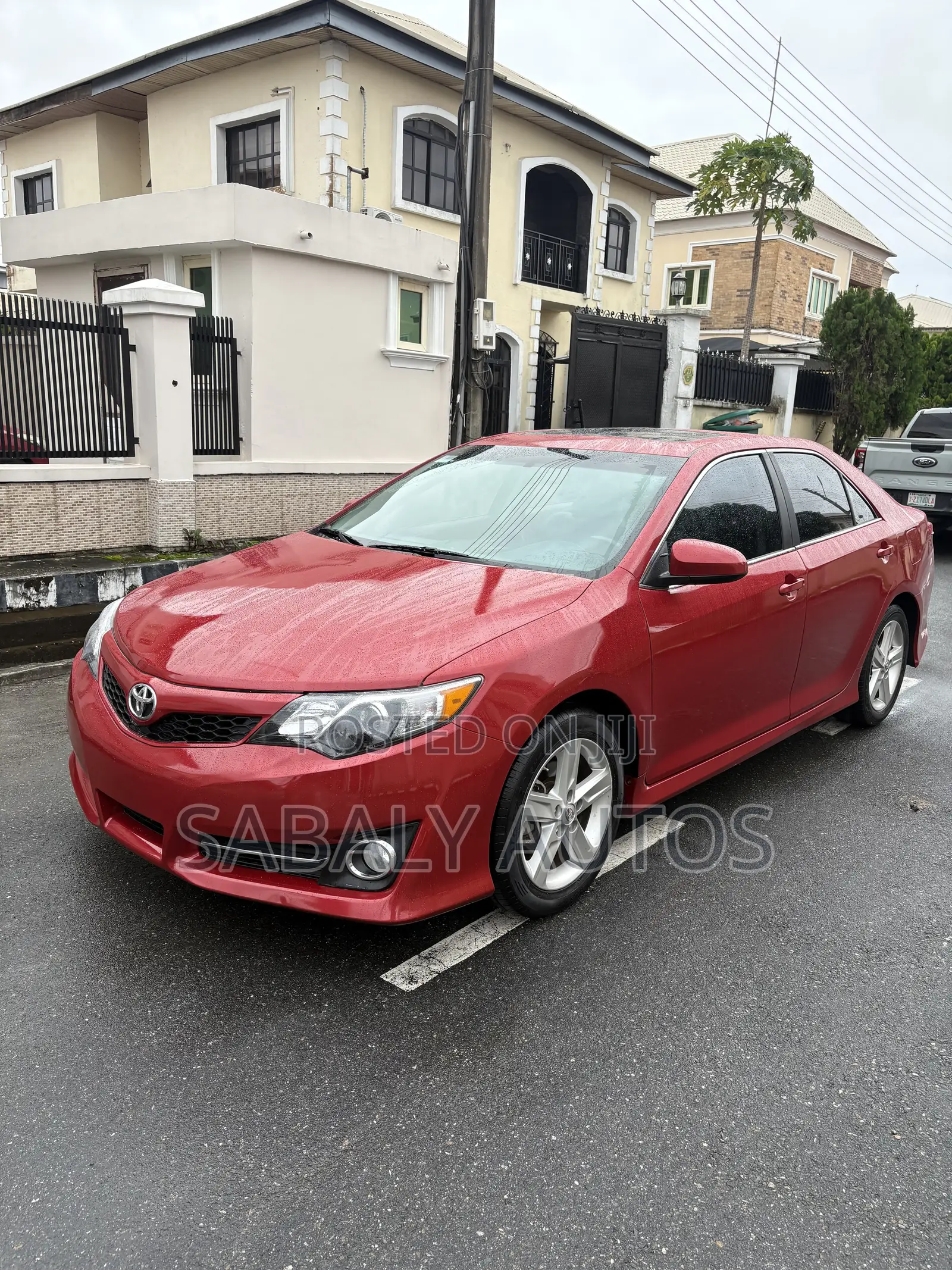 Toyota Camry 2012 Red