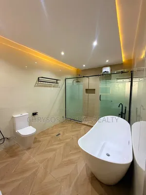 4bdrm Duplex in Carlton Gate Estate for sale