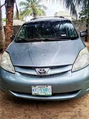 Toyota Sienna 2006 Gray