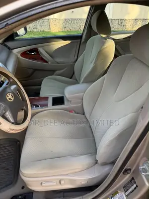 Toyota Camry 2006 Gold