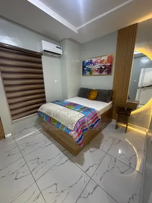 Furnished 3bdrm Block of Flats in Private Estate Lekki for rent