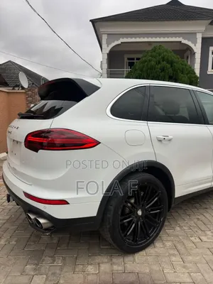 Porsche Cayenne S 4dr SUV AWD (3.6L 6cyl Turbo 8A) 2015 White