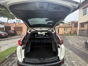 Honda CR-V Touring 4dr SUV AWD (1.5L 4cyl CVT) 2017 White