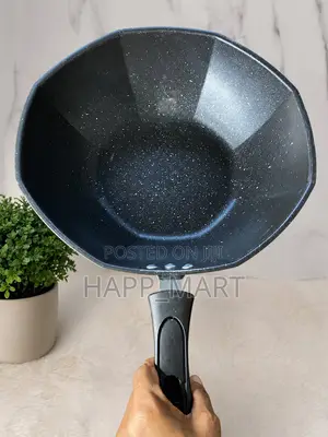Medium Non-Stick Fry Pan – Like New (Reduced Price)