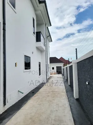6bdrm Duplex in Gra, Enugu for sale