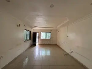 2bdrm Block of Flats in Wuse Zone 4 for rent