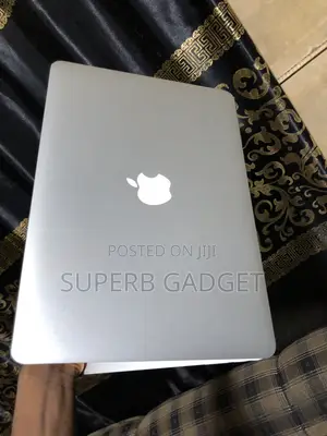 Laptop Apple MacBook Air 2017 8GB Intel Core i5 SSD 256GB