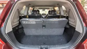 Toyota Highlander SE 2011 Burgundy