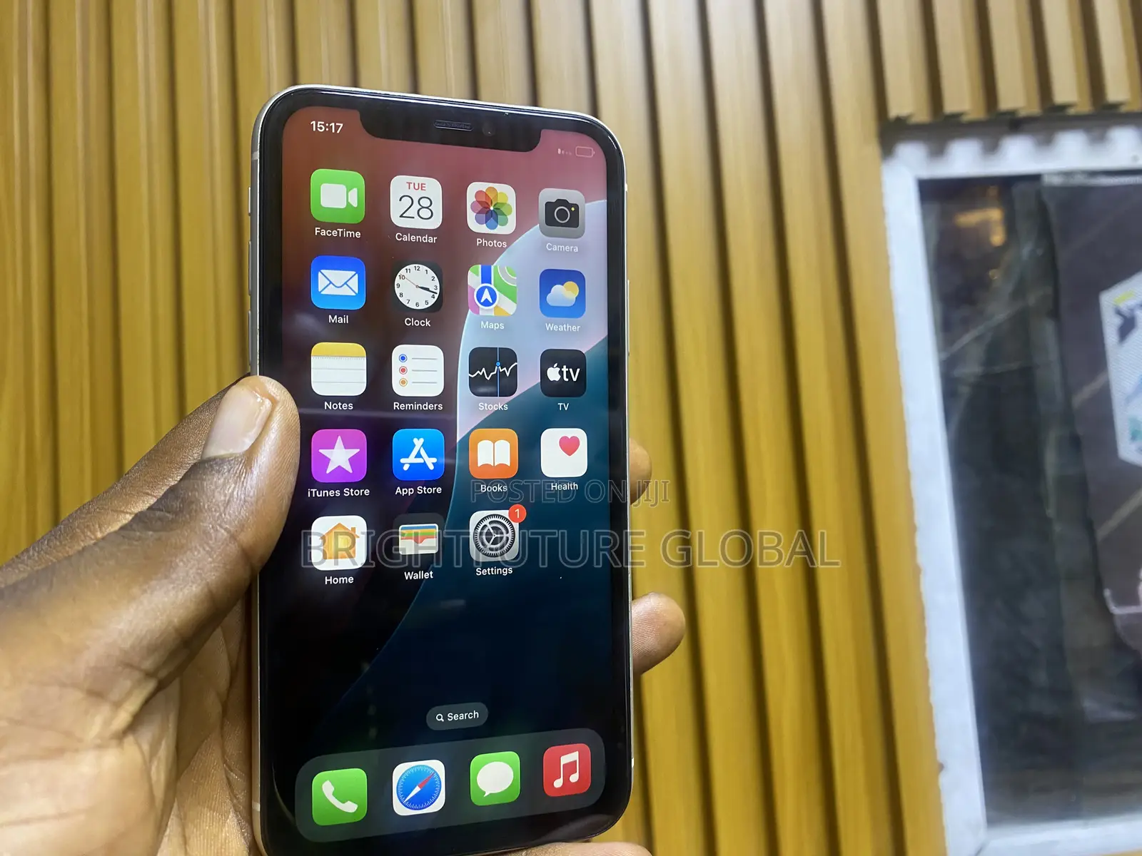 Apple iPhone 11 64 GB White