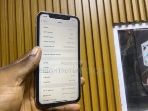Apple iPhone 11 64 GB White
