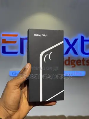 New Samsung Galaxy Z Flip7 256 GB Black