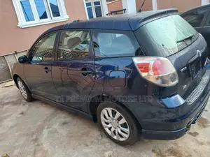 Toyota Matrix XR Hatchback FWD (1.8L 4cyl 4A) 2008 Blue