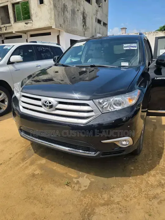 Toyota Highlander 2013 Black