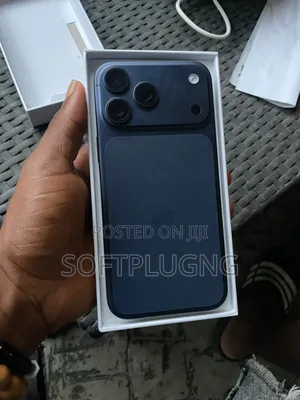 New Apple iPhone 17 Pro Max 512 GB Blue