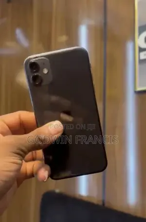 Apple iPhone 11 64 GB Black