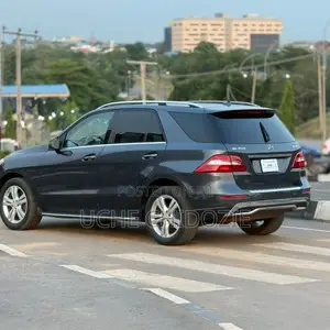 Mercedes-Benz M Class 2013 Black