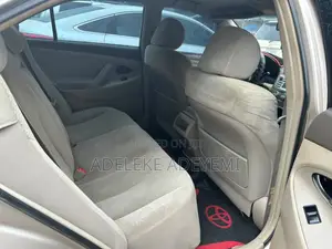Toyota Camry LE 4dr Sedan (2.4L 4cyl 5A) 2008 Gold